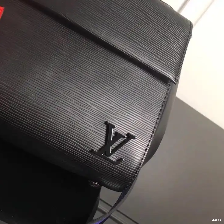 LV Bags 19B570371 0618